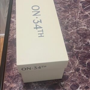 Women's Sandals - Cream slipper for women